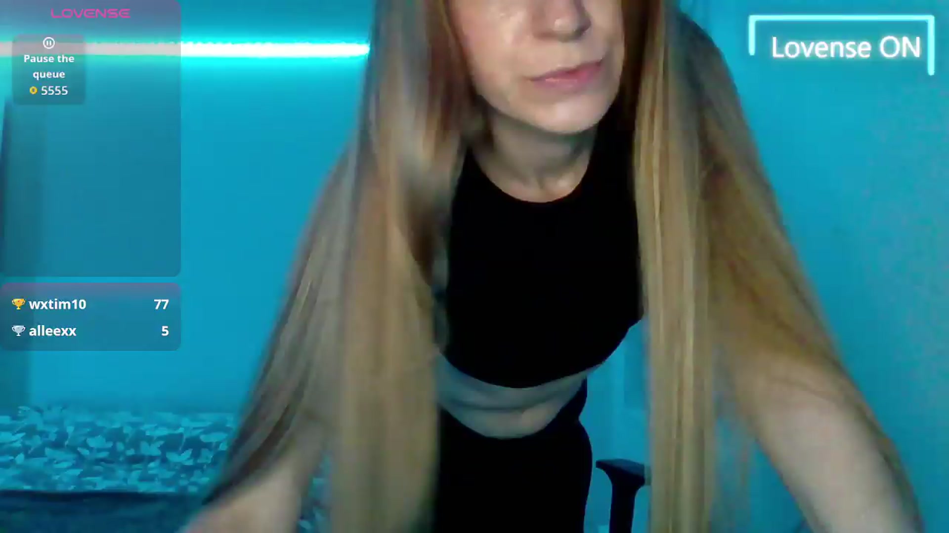 Gallery image thumbnail from PetitAnge_'s myfreecams stream on, 08/21/2026, 01:12 image 9 of 20