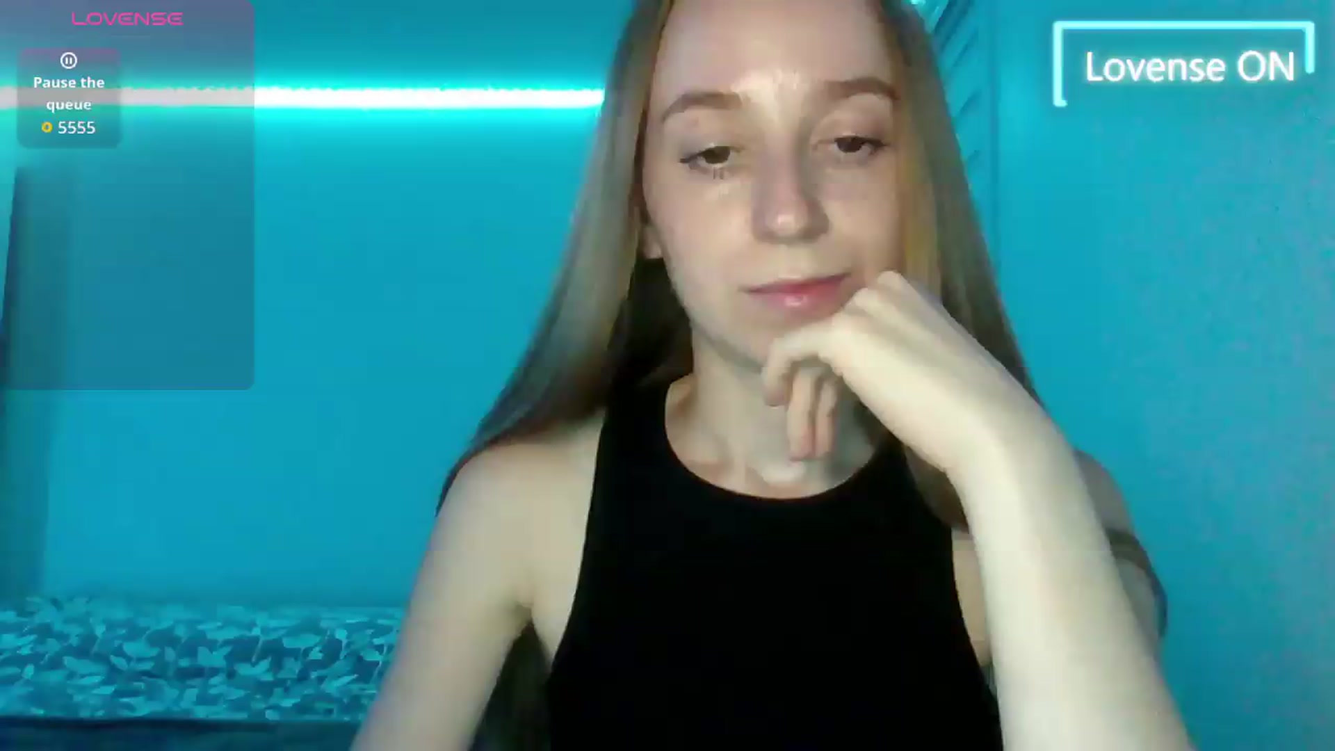 Gallery image thumbnail from PetitAnge_'s myfreecams stream on, 08/21/2026, 01:12 image 6 of 20
