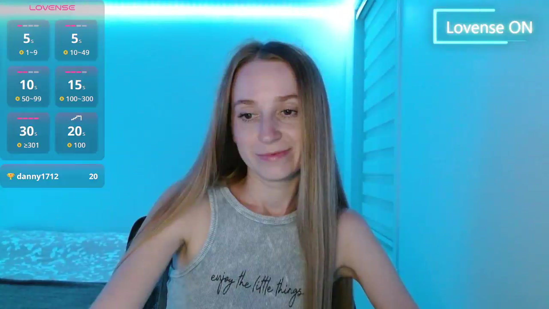 Gallery image thumbnail from PetitAnge_'s myfreecams stream on, 08/28/2026, 24:40 image 8 of 20