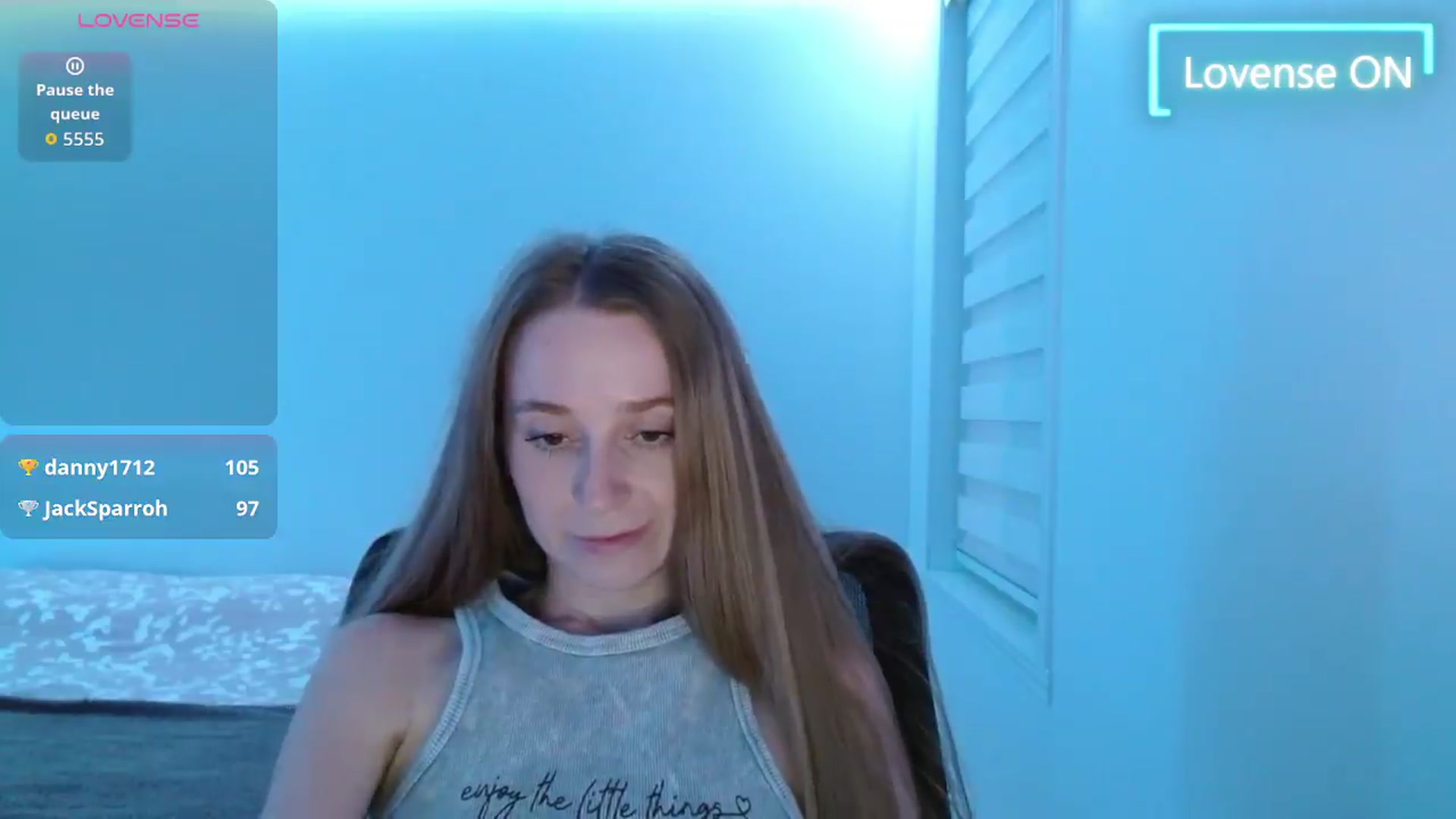 Gallery image thumbnail from PetitAnge_'s myfreecams stream on, 08/28/2026, 24:40 image 20 of 20