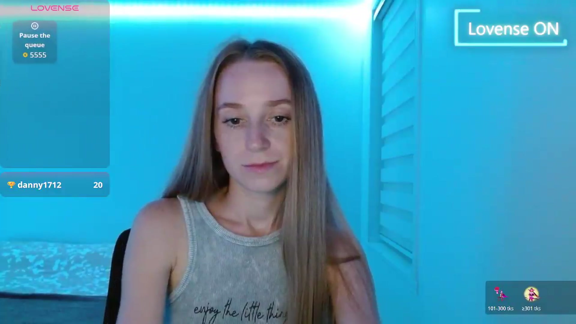 Gallery image thumbnail from PetitAnge_'s myfreecams stream on, 08/28/2026, 24:40 image 10 of 20