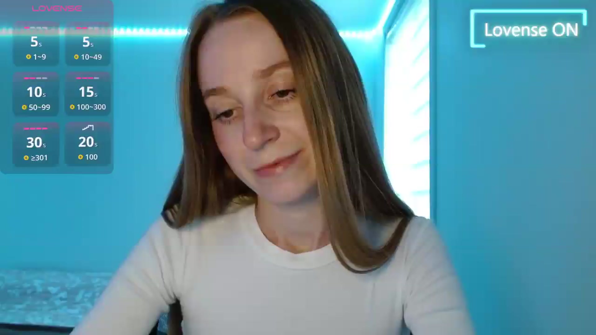 Gallery image thumbnail from PetitAnge_'s myfreecams stream on, 08/29/2026, 23:42 image 3 of 20