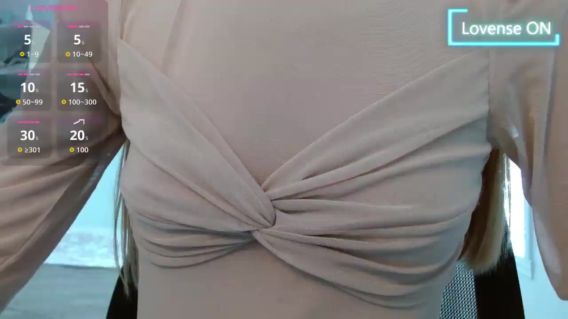 Gallery image thumbnail from PetitAnge_'s myfreecams stream on, 09/01/2026, 18:11 image 14 of 20