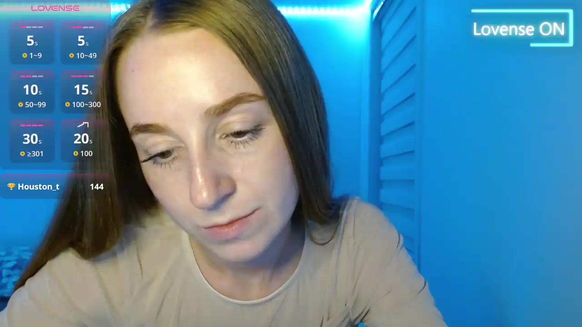 Gallery image thumbnail from PetitAnge_'s myfreecams stream on, 09/03/2026, 24:29 image 16 of 20