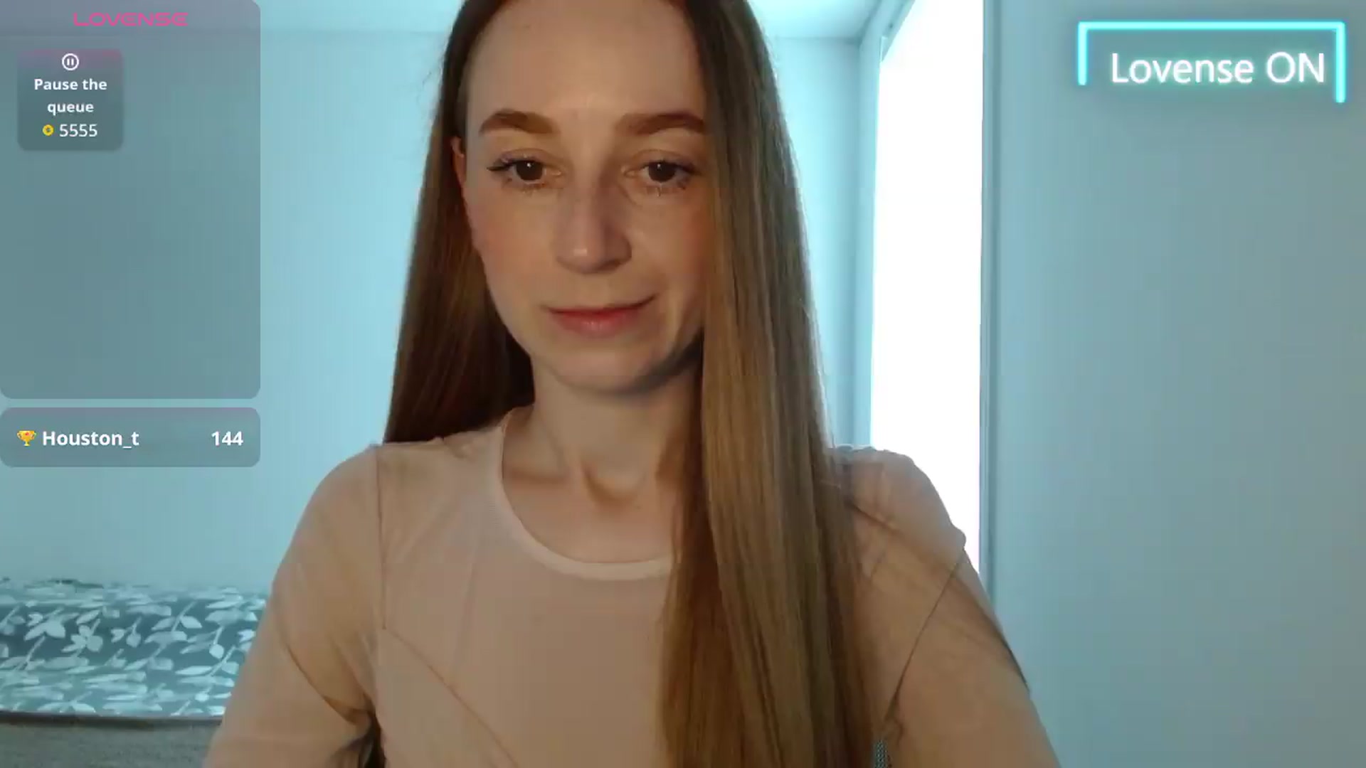 Gallery image thumbnail from PetitAnge_'s myfreecams stream on, 09/03/2026, 16:50 image 11 of 20