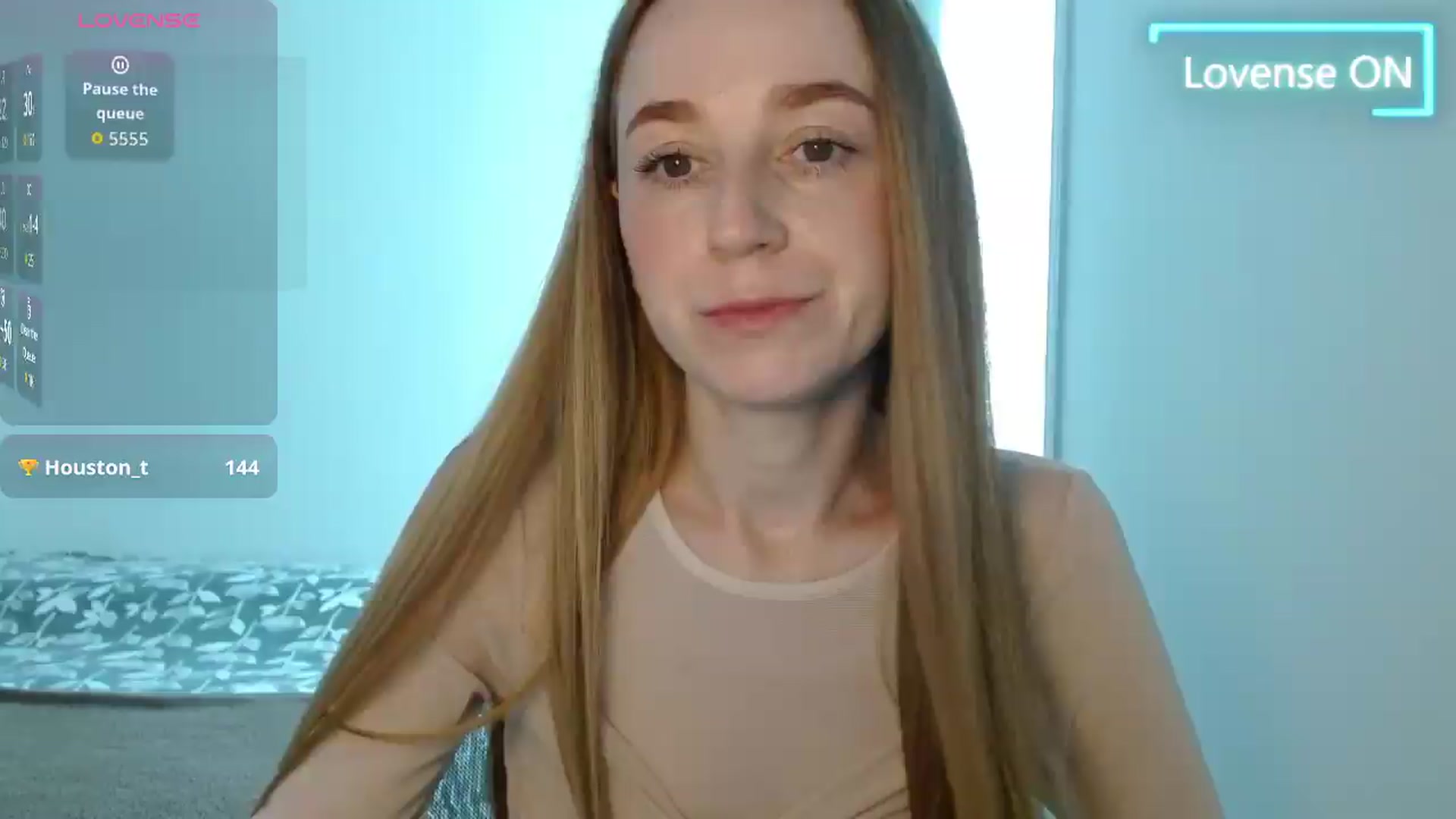 Gallery image thumbnail from PetitAnge_'s myfreecams stream on, 09/03/2026, 16:50 image 7 of 20