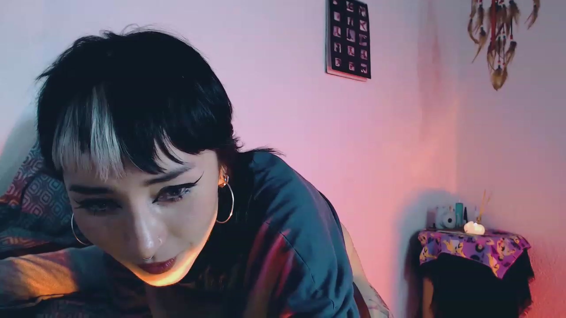 Gallery image thumbnail from Petit_Haze's myfreecams stream on, 06/01/2023, 07:52 image 15 of 20