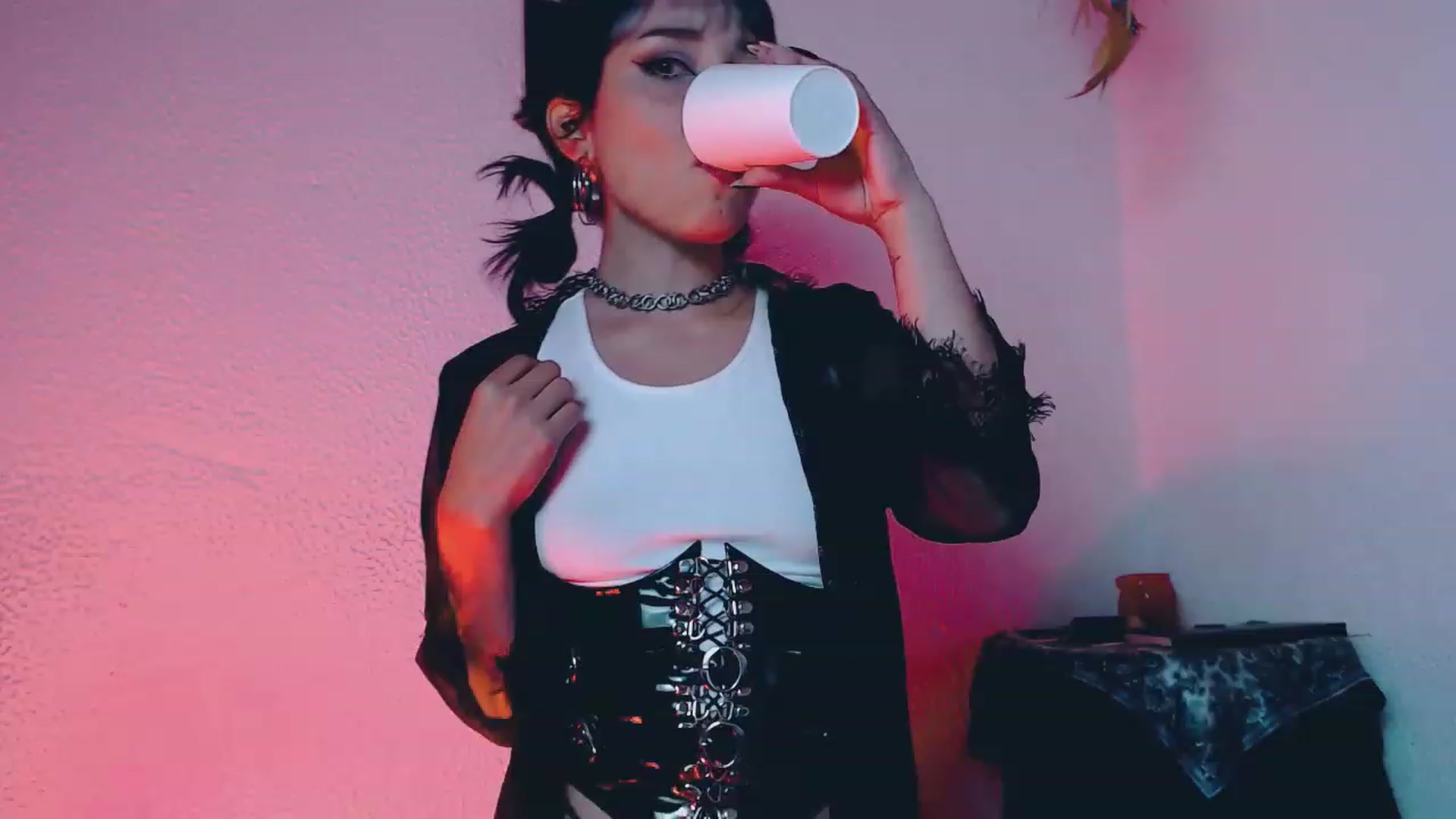 Gallery image thumbnail from Petit_Haze's myfreecams stream on, 07/01/2023, 02:58 image 16 of 20