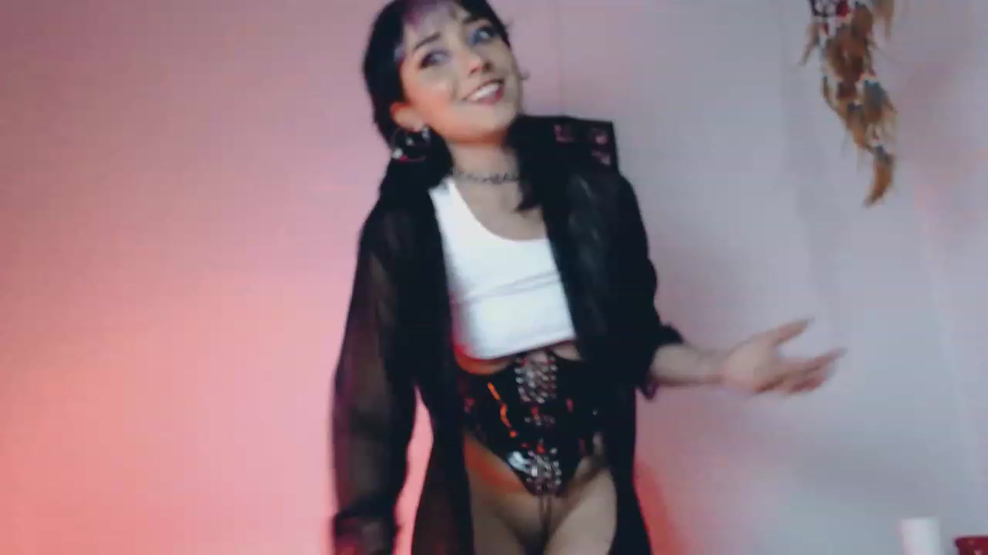 Gallery image thumbnail from Petit_Haze's myfreecams stream on, 07/01/2023, 05:26 image 11 of 20