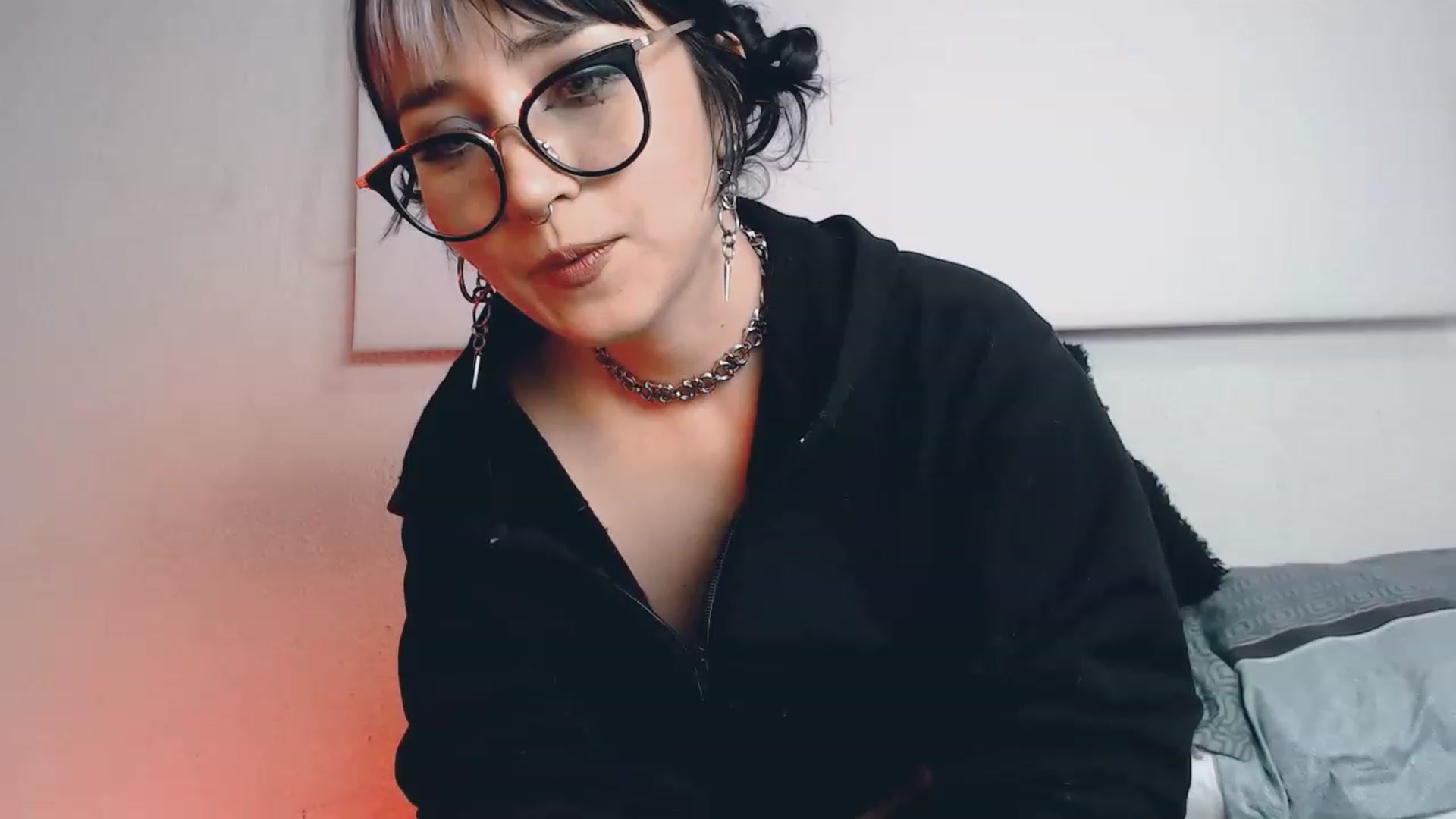 Gallery image thumbnail from Petit_Haze's myfreecams stream on, 07/08/2023, 06:58 image 16 of 20