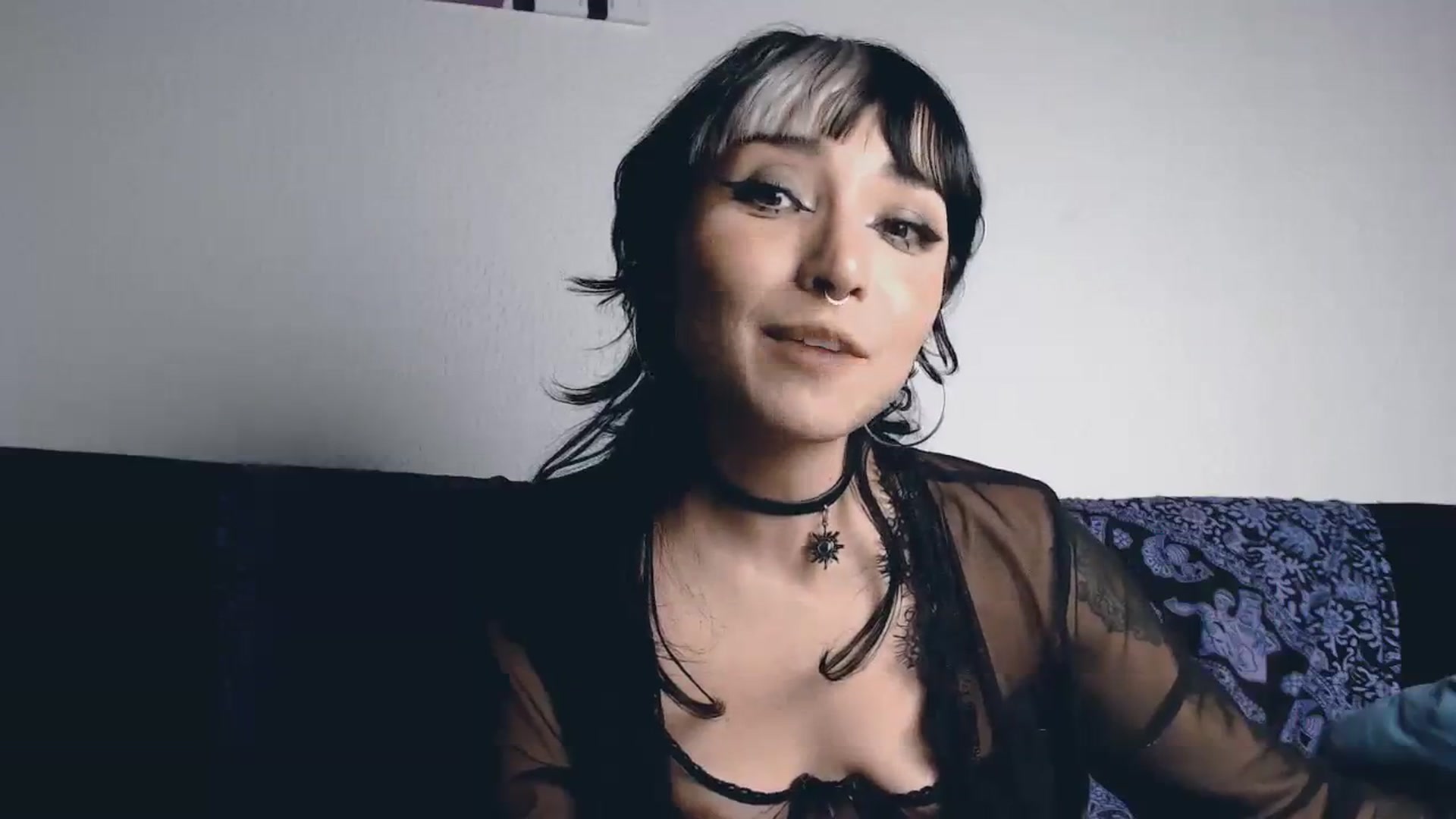 Gallery image thumbnail from Petit_Haze's myfreecams stream on, 08/05/2023, 03:26 image 13 of 20