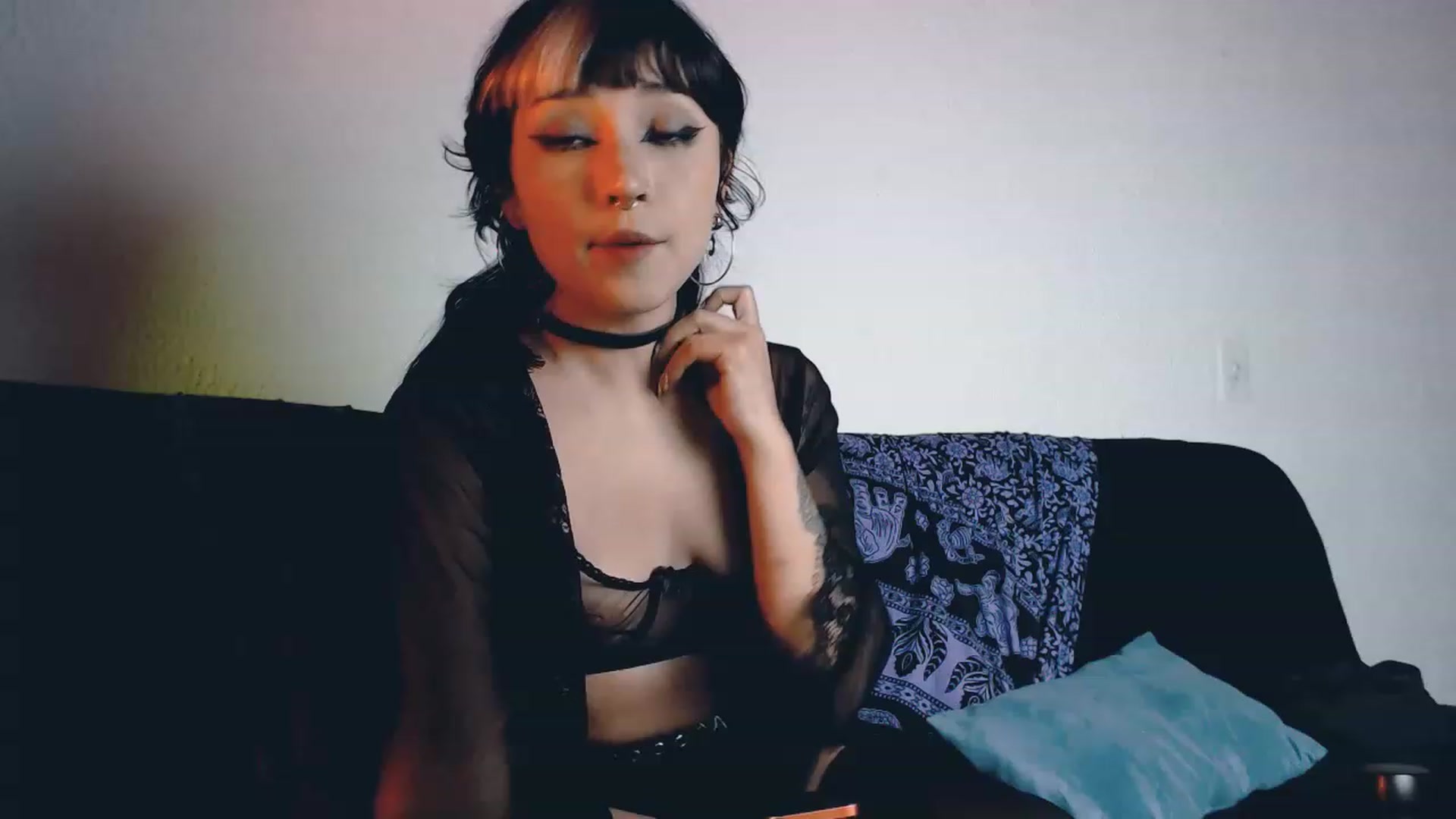 Gallery image thumbnail from Petit_Haze's myfreecams stream on, 08/05/2023, 05:02 image 16 of 20
