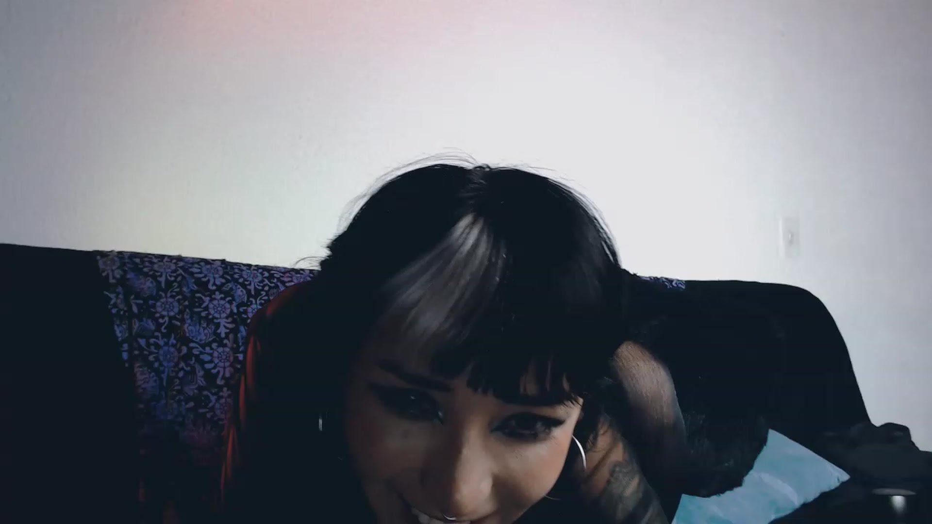 Gallery image thumbnail from Petit_Haze's myfreecams stream on, 08/05/2023, 05:02 image 17 of 20