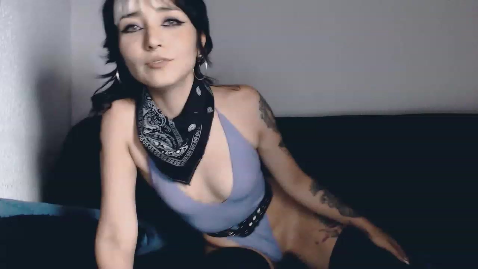 Gallery image thumbnail from Petit_Haze's myfreecams stream on, 08/11/2023, 24:36 image 20 of 20