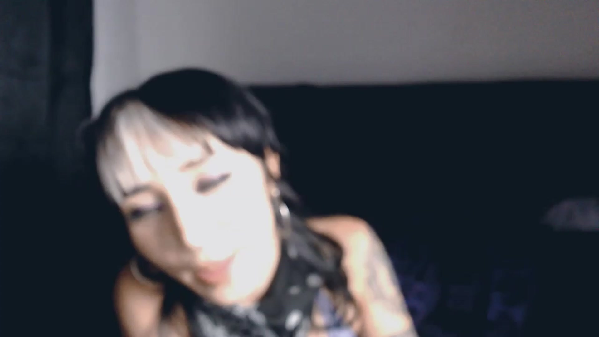 Gallery image thumbnail from Petit_Haze's myfreecams stream on, 08/11/2023, 24:36 image 4 of 20