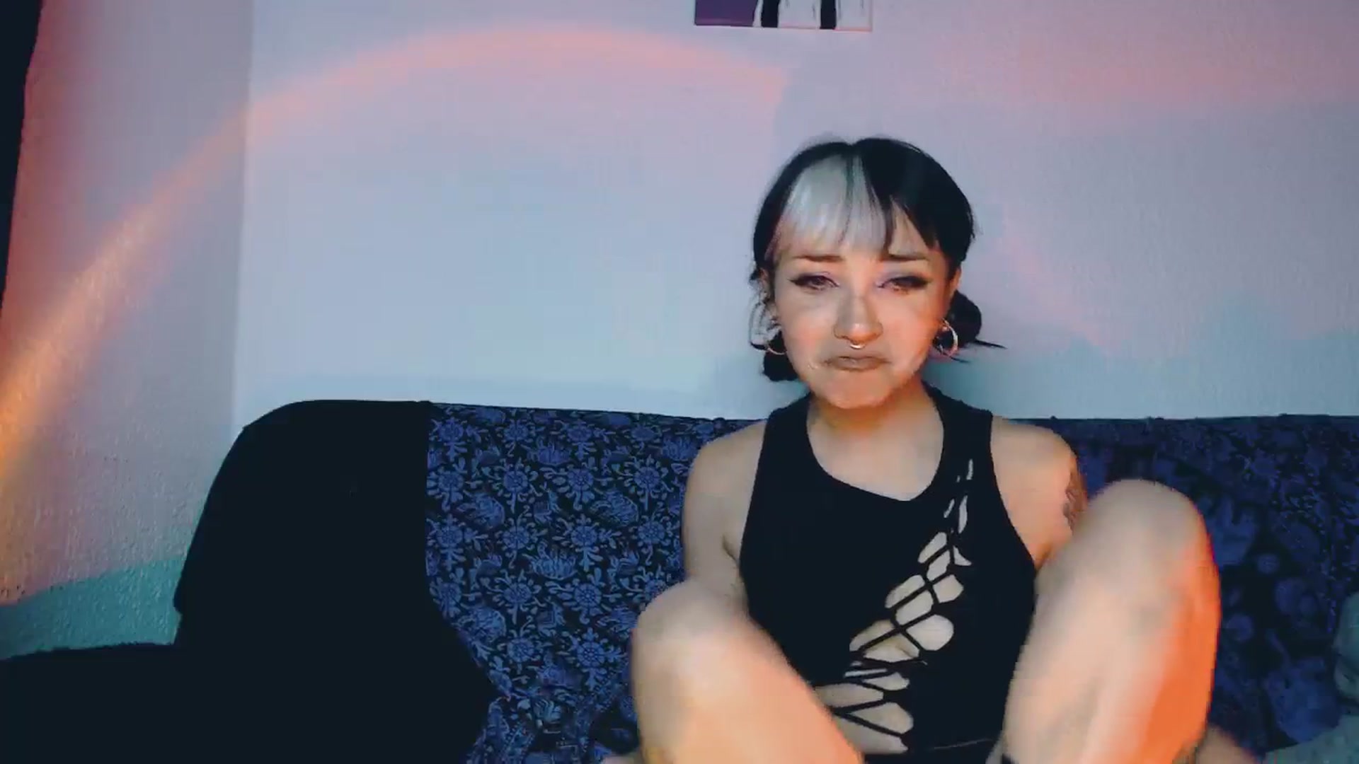 Gallery image thumbnail from Petit_Haze's myfreecams stream on, 08/30/2023, 09:14 image 16 of 20