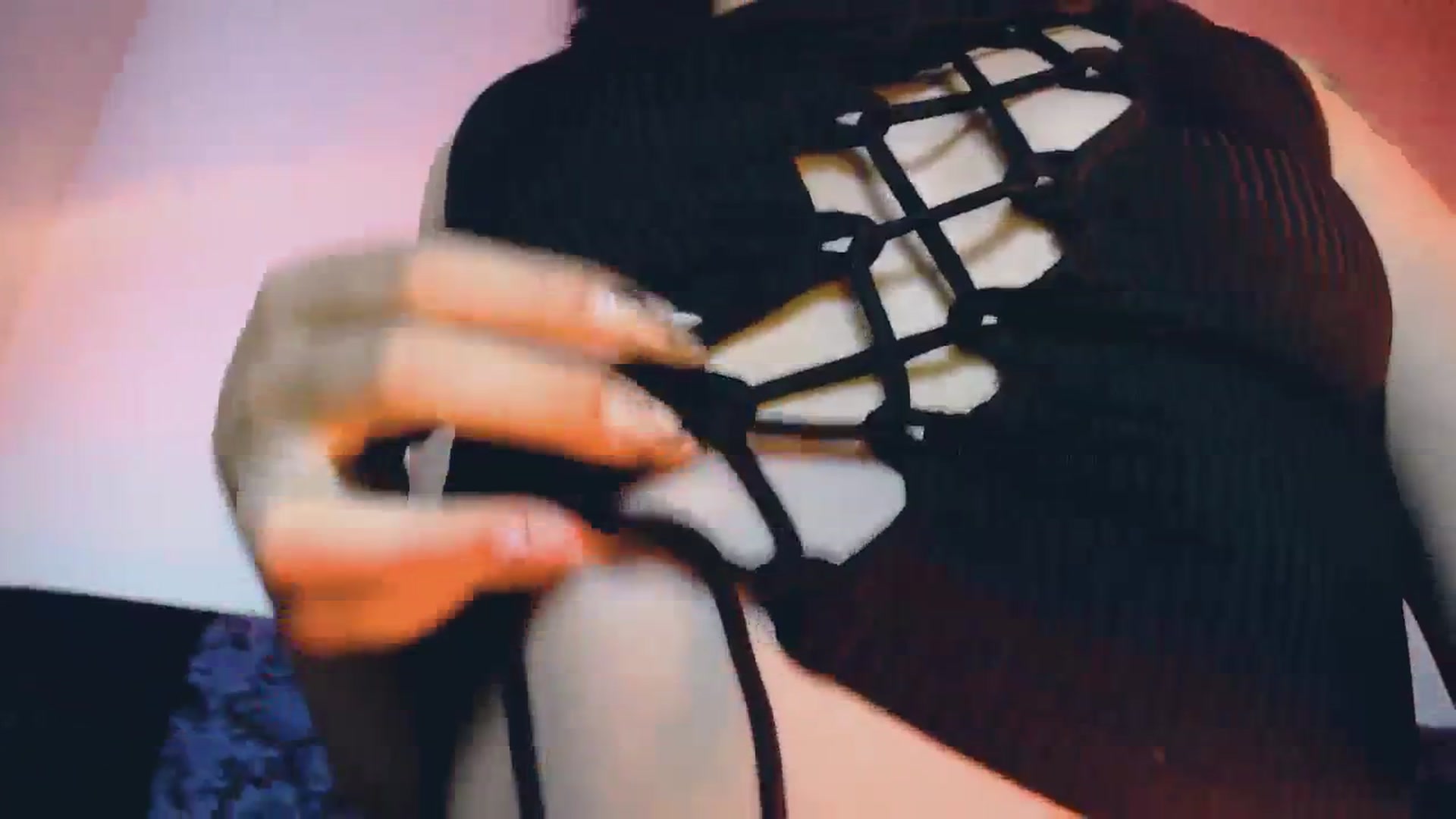 Gallery image thumbnail from Petit_Haze's myfreecams stream on, 08/30/2023, 09:14 image 4 of 20