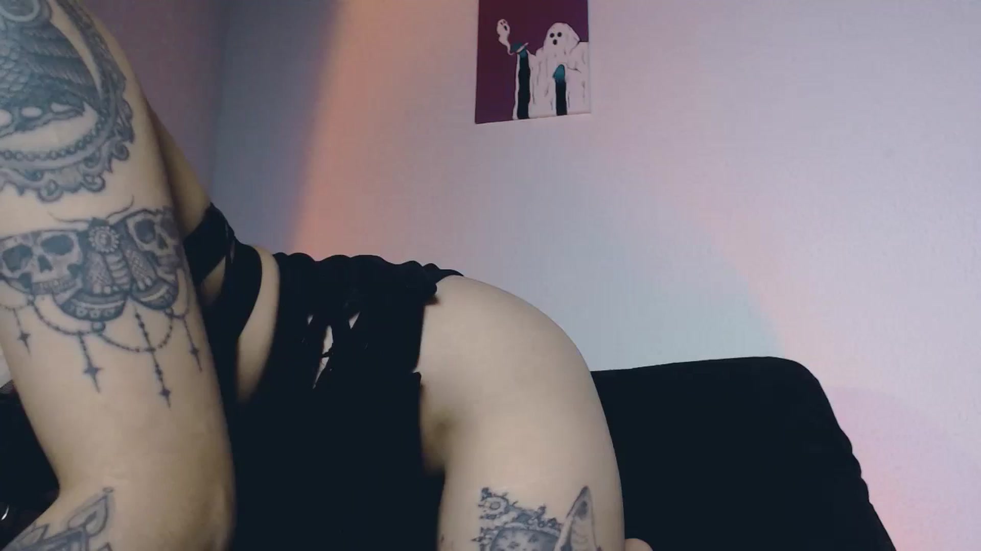 Gallery image thumbnail from Petit_Haze's myfreecams stream on, 09/16/2023, 07:12 image 17 of 20
