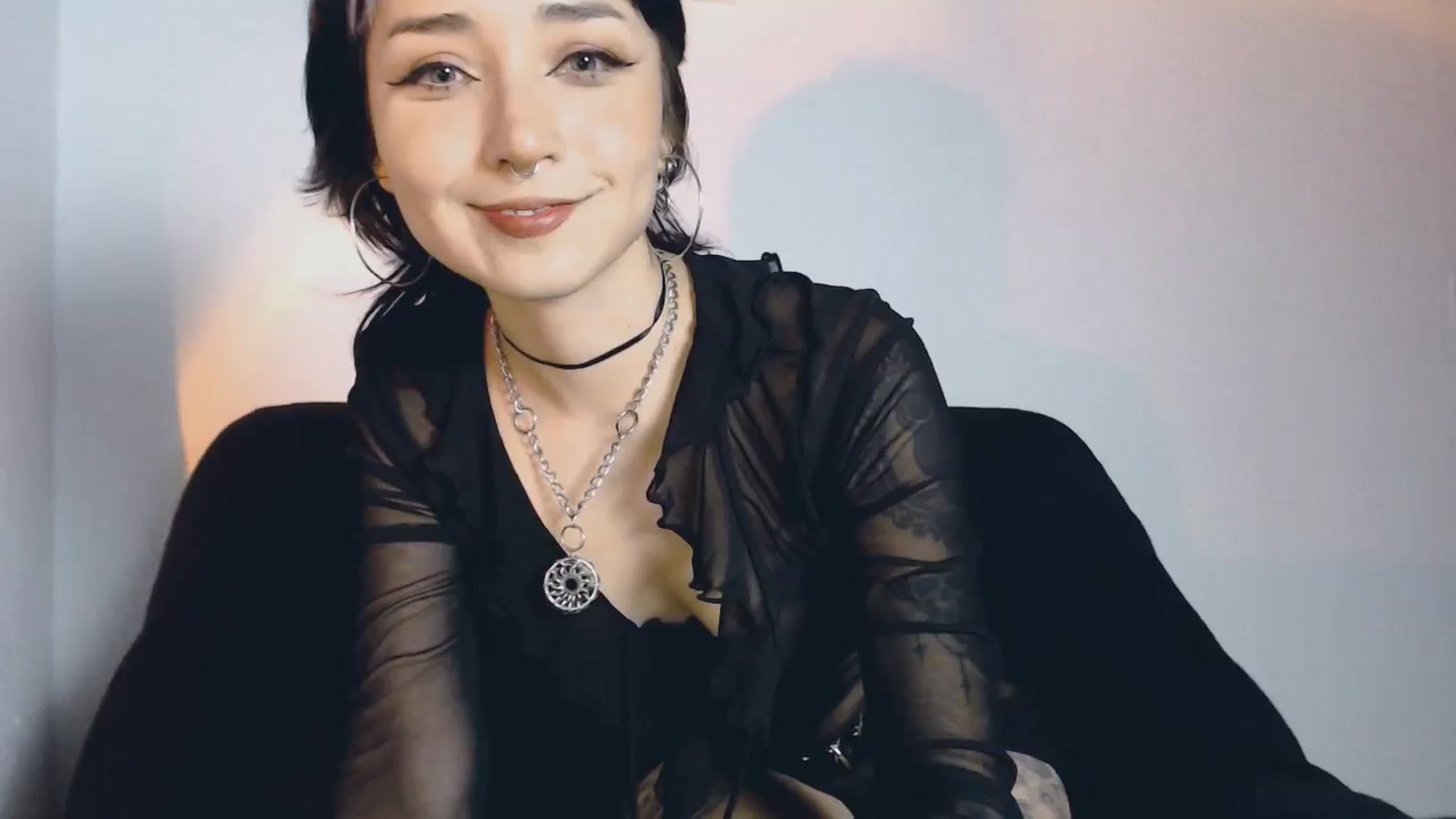 Gallery image thumbnail from Petit_Haze's myfreecams stream on, 09/23/2023, 23:14 image 6 of 20