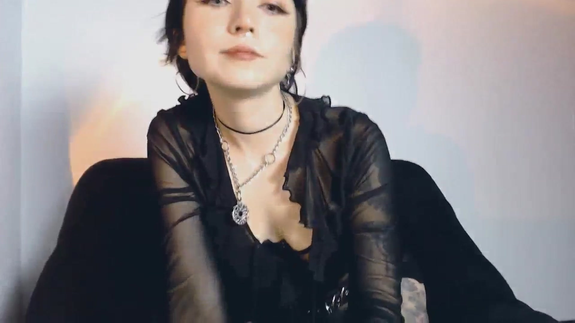 Gallery image thumbnail from Petit_Haze's myfreecams stream on, 09/23/2023, 23:14 image 10 of 20