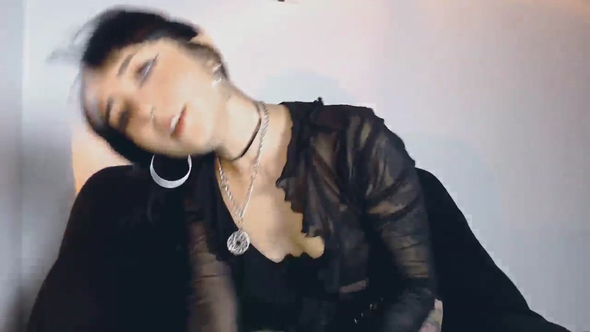 Gallery image thumbnail from Petit_Haze's myfreecams stream on, 09/23/2023, 23:14 image 11 of 20