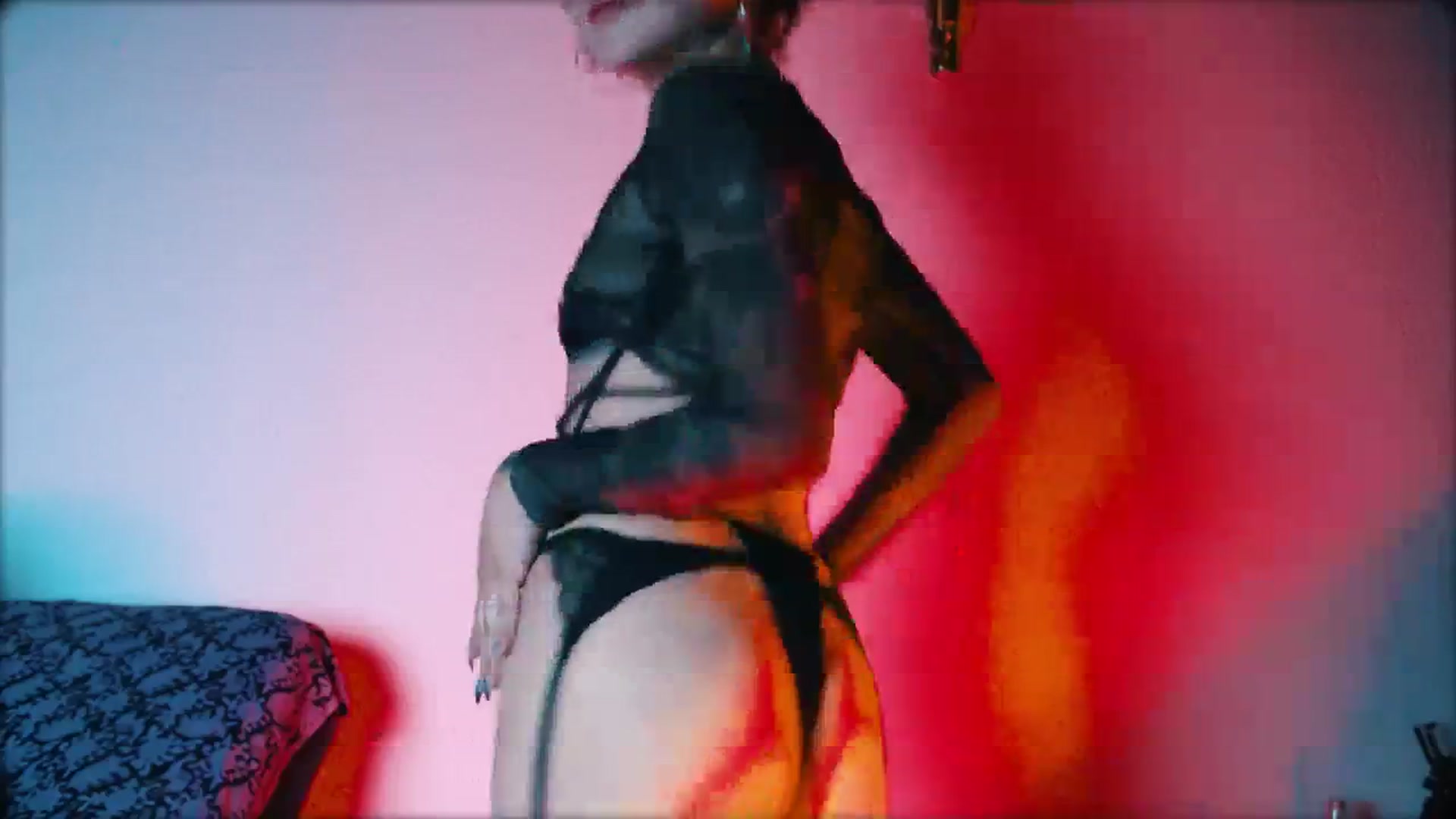 Gallery image thumbnail from Petit_Haze's myfreecams stream on, 01/27/2024, 07:39 image 9 of 20