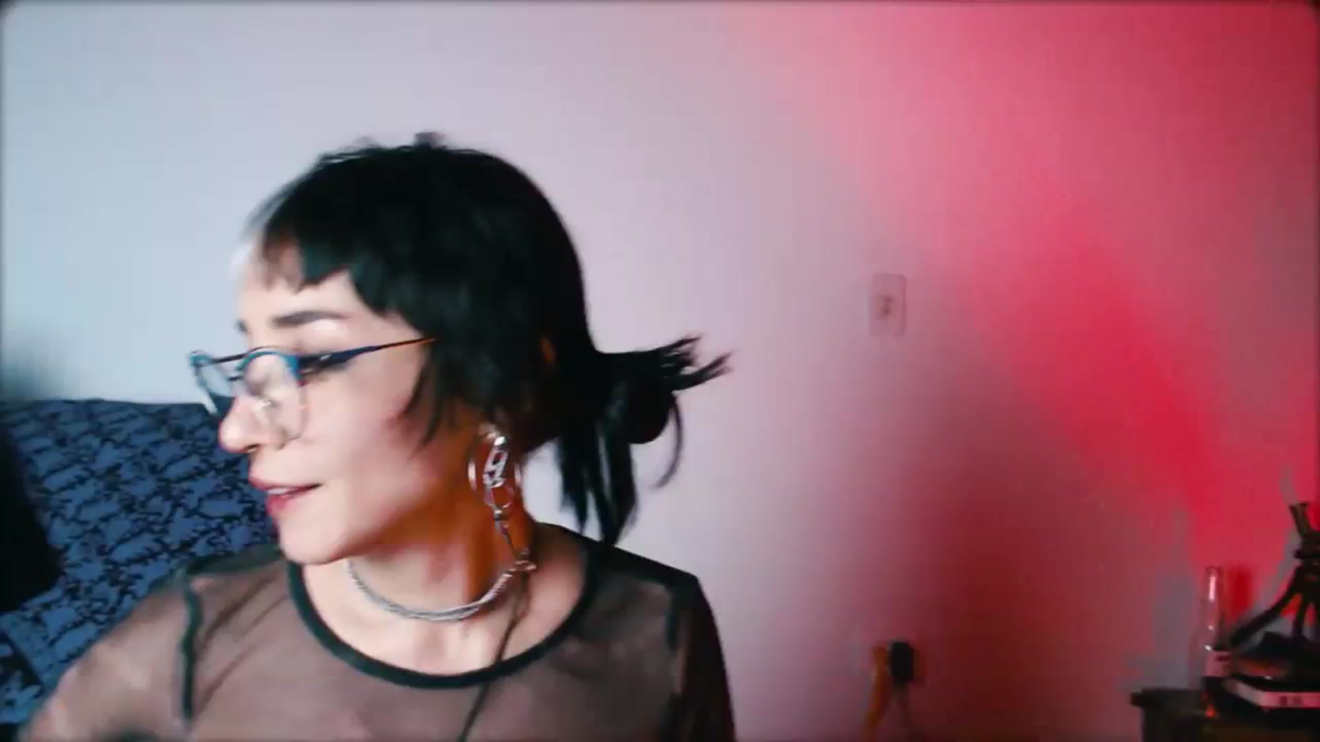 Gallery image thumbnail from Petit_Haze's myfreecams stream on, 01/27/2024, 08:22 image 10 of 20