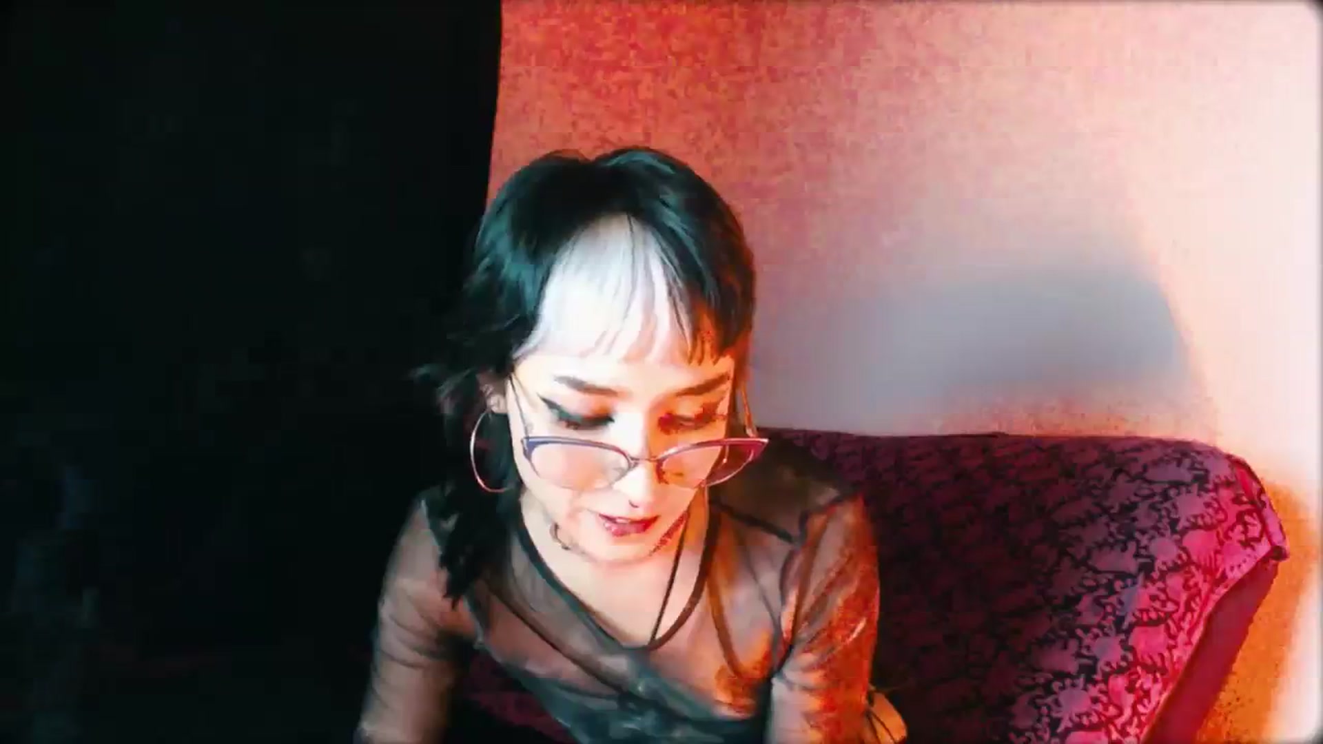 Gallery image thumbnail from Petit_Haze's myfreecams stream on, 01/27/2024, 09:42 image 12 of 20