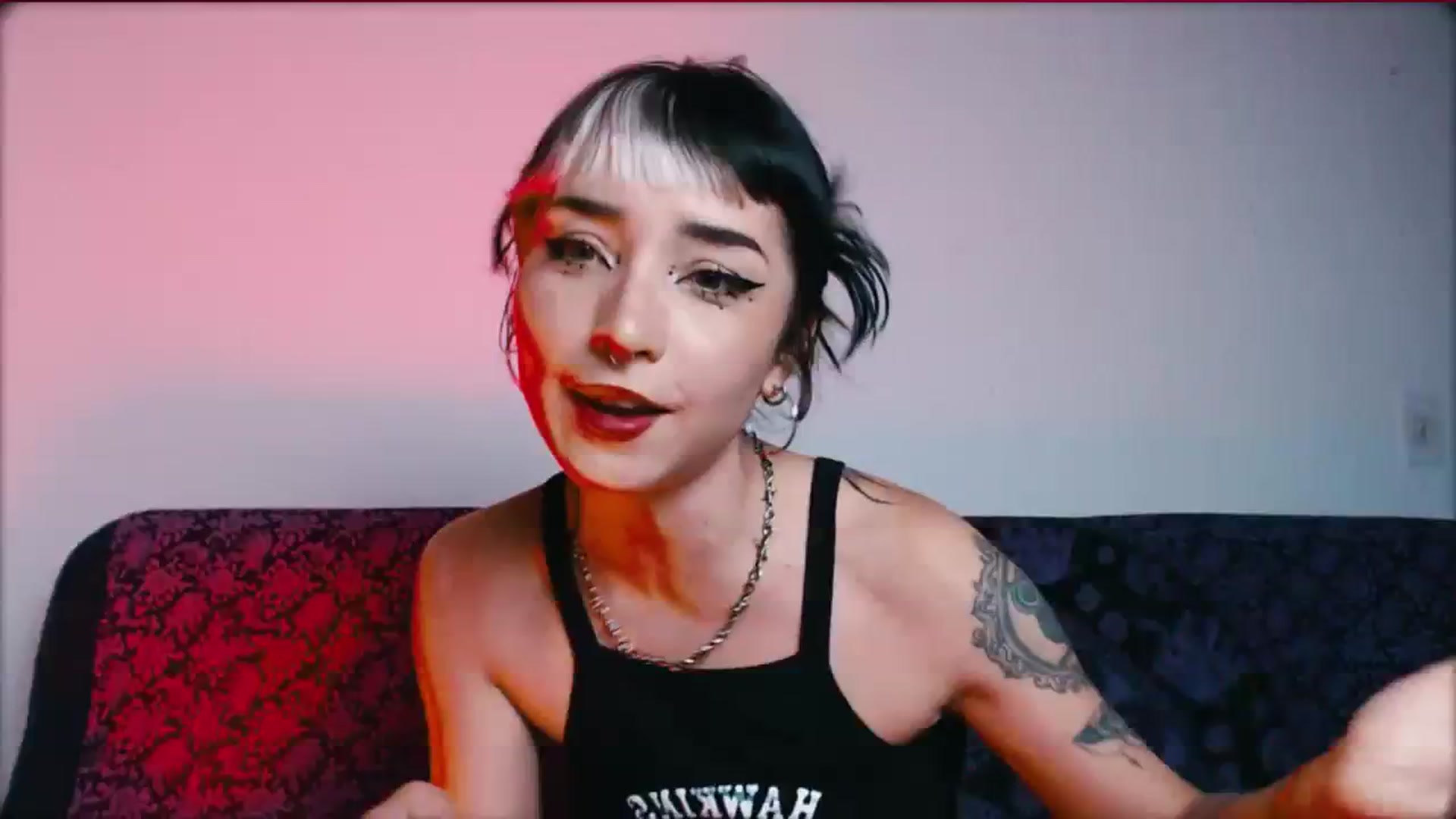 Gallery image thumbnail from Petit_Haze's myfreecams stream on, 02/14/2024, 24:55 image 3 of 20