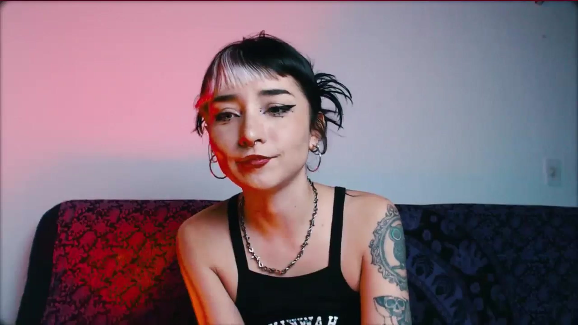 Gallery image thumbnail from Petit_Haze's myfreecams stream on, 02/14/2024, 24:55 image 10 of 20