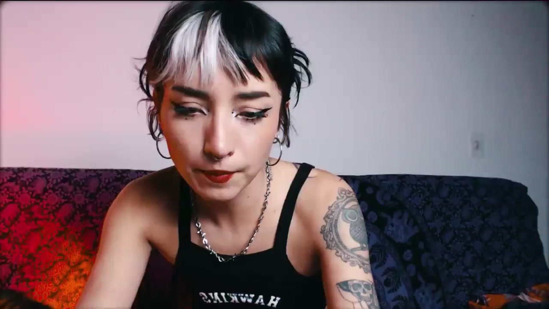 Gallery image thumbnail from Petit_Haze's myfreecams stream on, 02/14/2024, 05:02 image 12 of 20