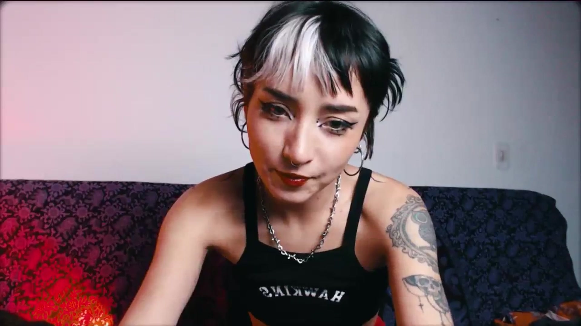 Gallery image thumbnail from Petit_Haze's myfreecams stream on, 02/14/2024, 05:02 image 9 of 20