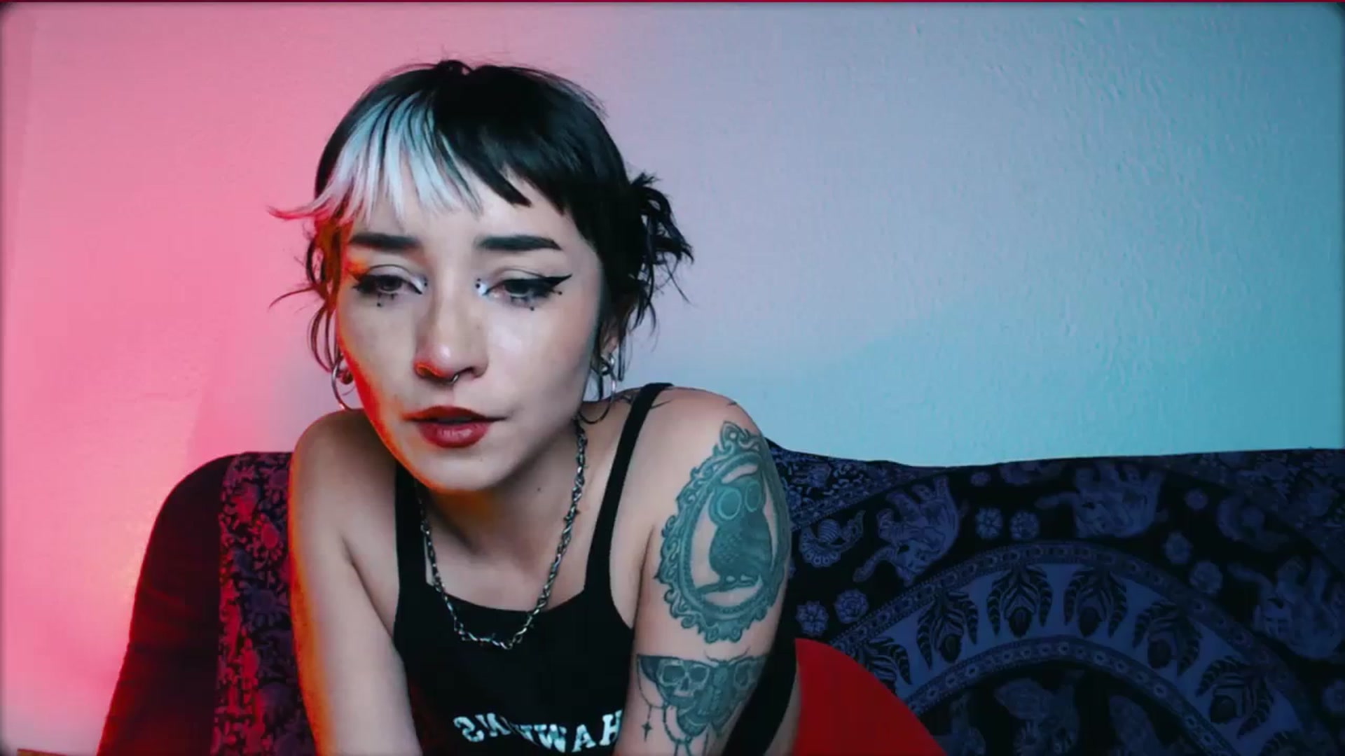 Gallery image thumbnail from Petit_Haze's myfreecams stream on, 02/14/2024, 06:27 image 18 of 20