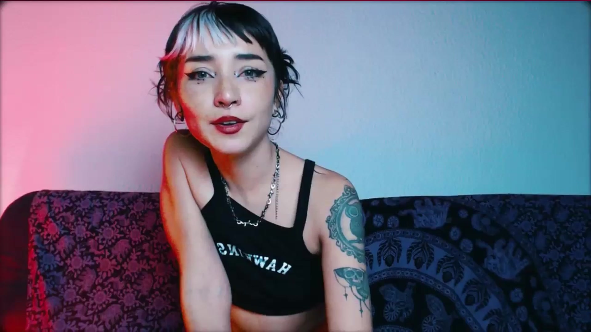 Gallery image thumbnail from Petit_Haze's myfreecams stream on, 02/14/2024, 06:27 image 10 of 20