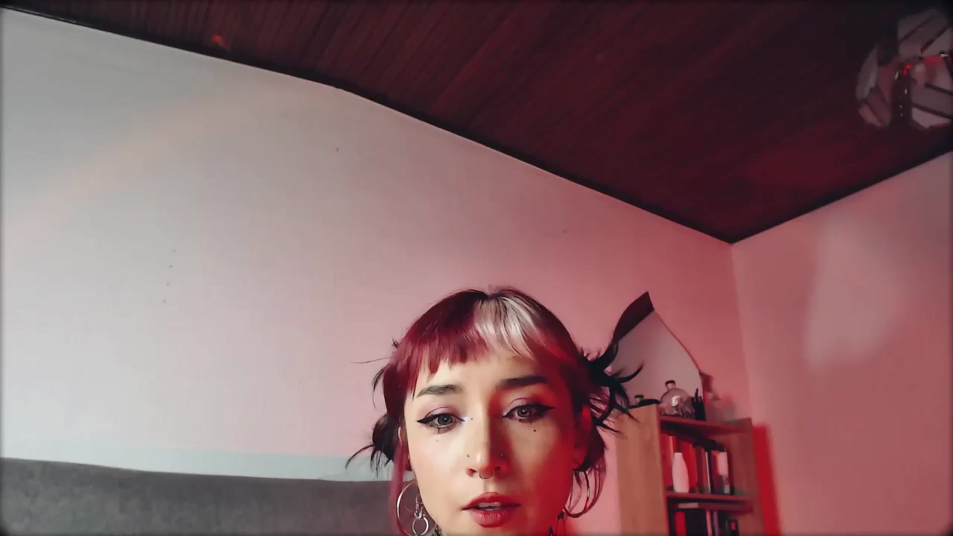 Gallery image thumbnail from Petit_Haze's myfreecams stream on, 06/29/2024, 24:01 image 15 of 20