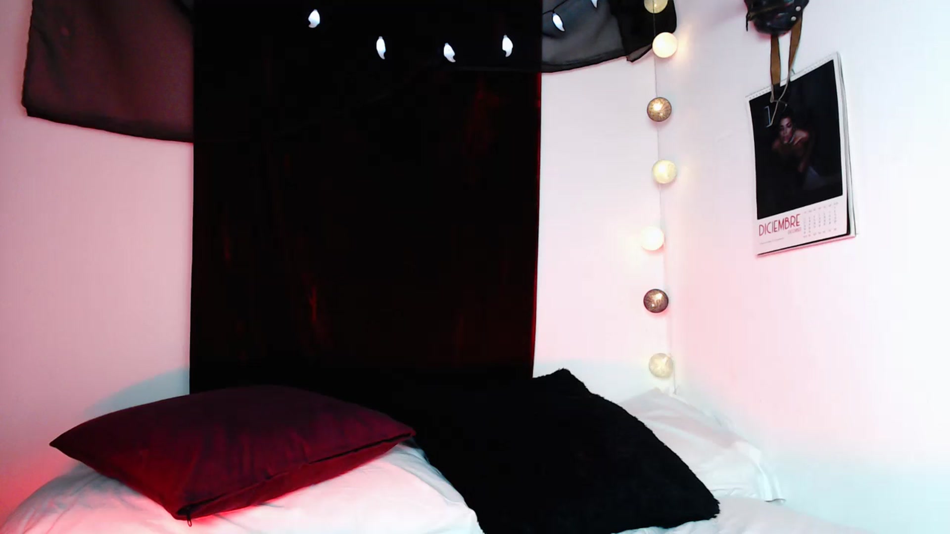Gallery image thumbnail from Petit_Haze's myfreecams stream on, 11/30/2024, 03:32 image 20 of 20