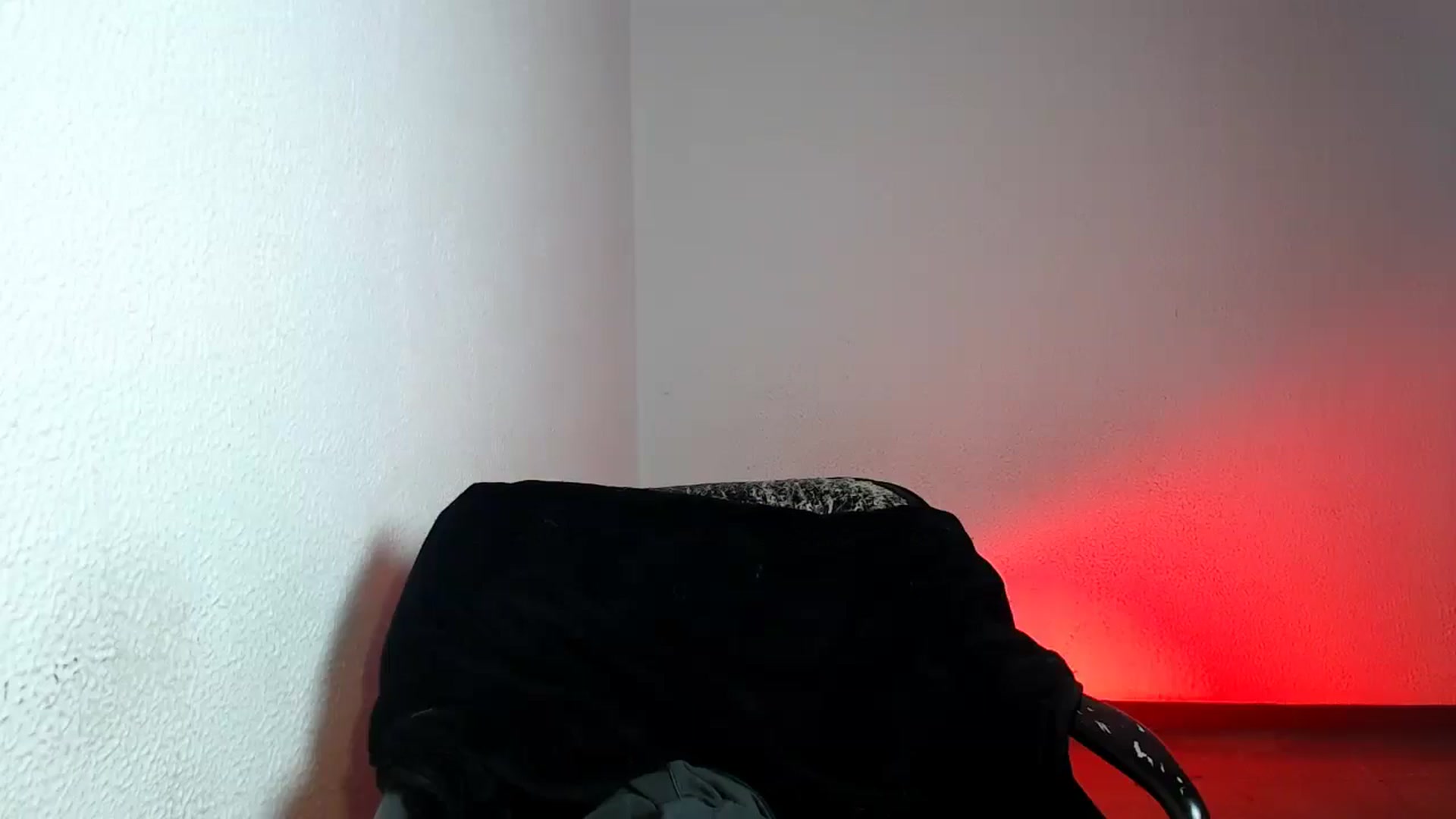 Gallery image thumbnail from Petit_Haze's myfreecams stream on, 06/07/2025, 05:08 image 20 of 20
