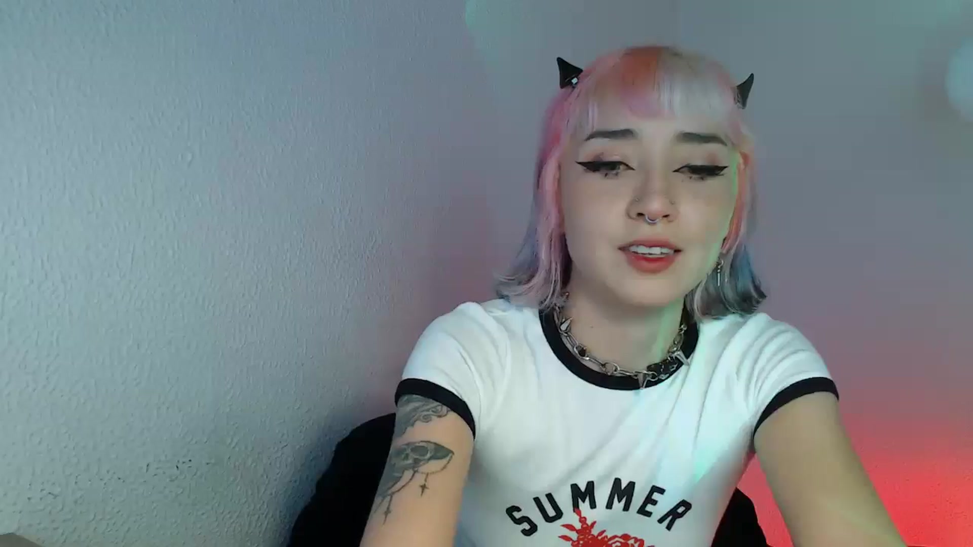 Gallery image thumbnail from Petit_Haze's myfreecams stream on, 08/23/2025, 01:47 image 5 of 20