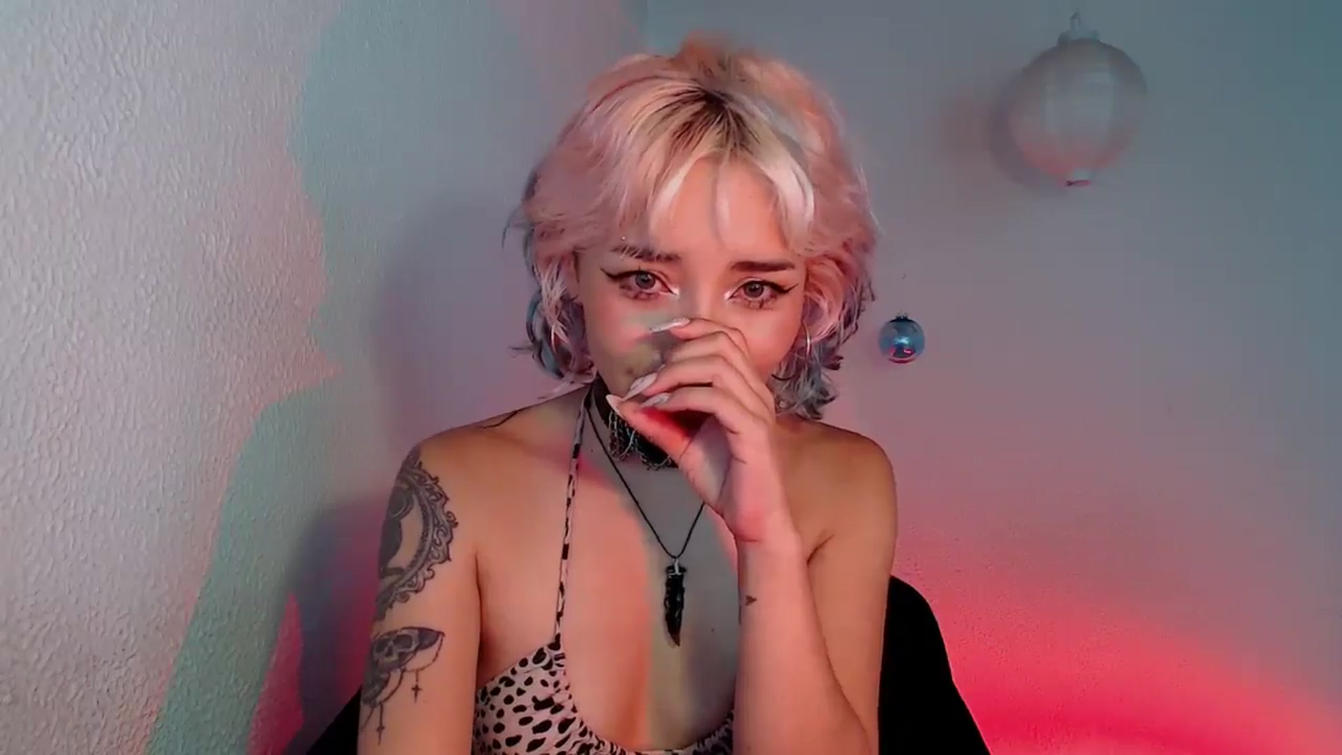 Gallery image thumbnail from Petit_Haze's myfreecams stream on, 09/13/2025, 06:35 image 15 of 20