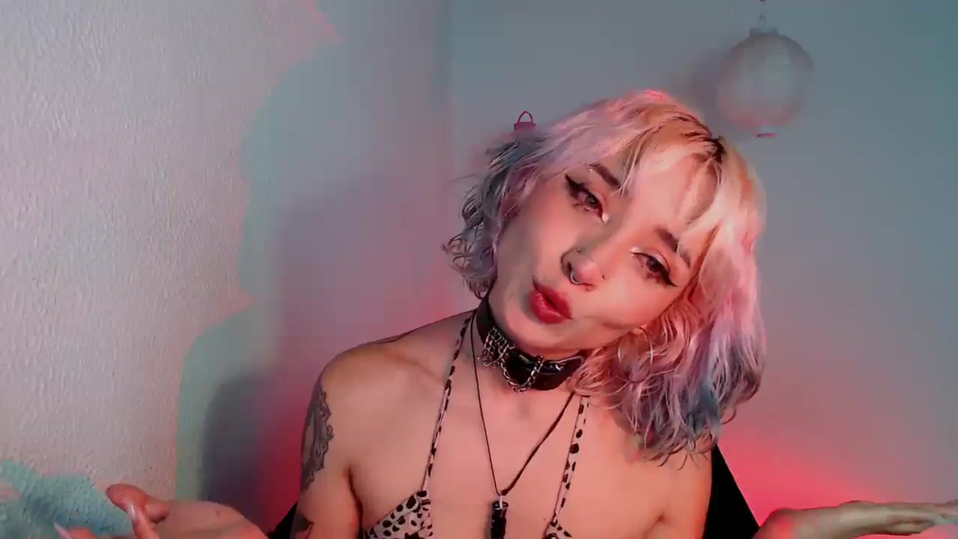 Gallery image thumbnail from Petit_Haze's myfreecams stream on, 09/13/2025, 09:18 image 19 of 20