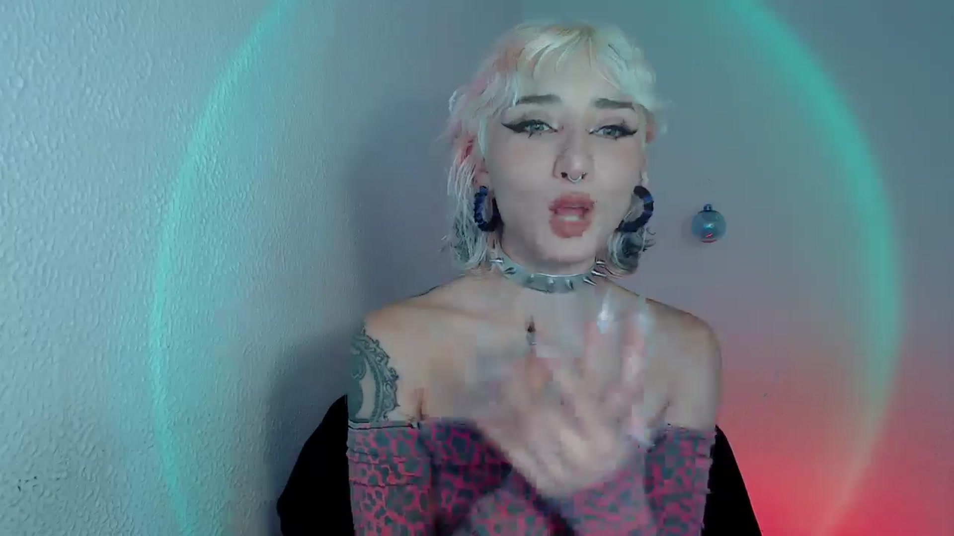 Gallery image thumbnail from Petit_Haze's myfreecams stream on, 09/26/2025, 01:51 image 10 of 20