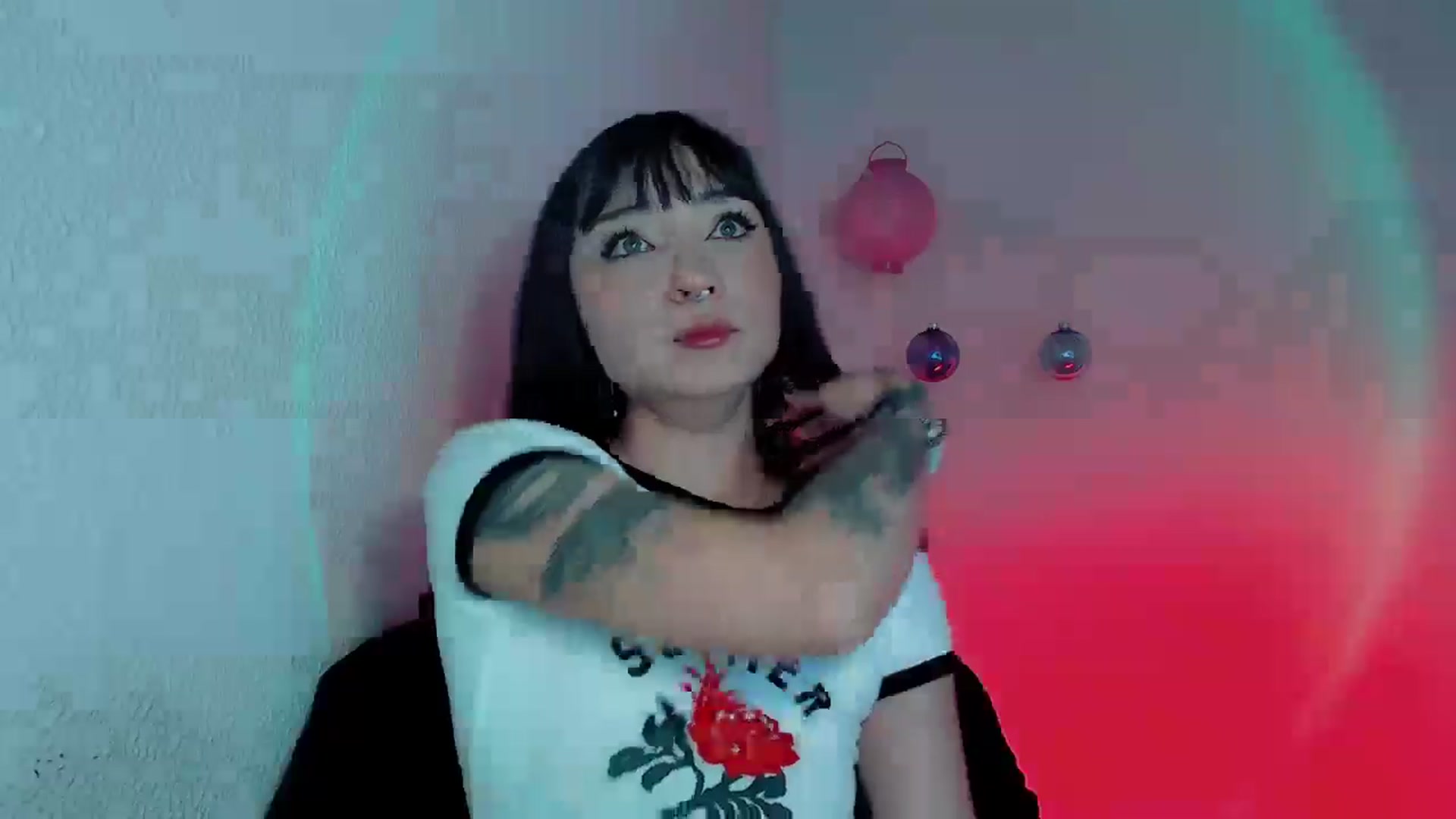 Gallery image thumbnail from Petit_Haze's myfreecams stream on, 10/01/2025, 03:18 image 7 of 20