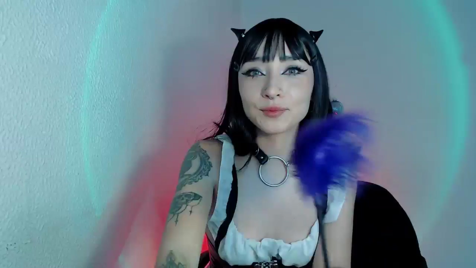 Gallery image thumbnail from Petit_Haze's myfreecams stream on, 10/04/2025, 05:27 image 5 of 20