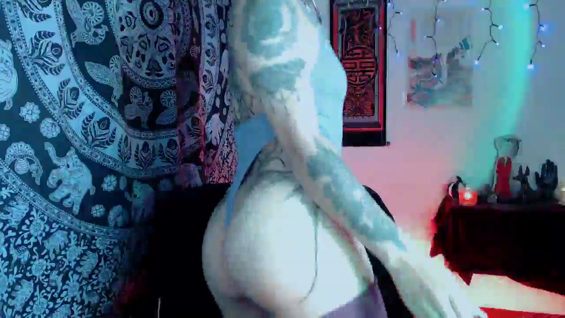 Gallery image thumbnail from Petit_Haze's myfreecams stream on, 10/23/2025, 03:17 image 15 of 20