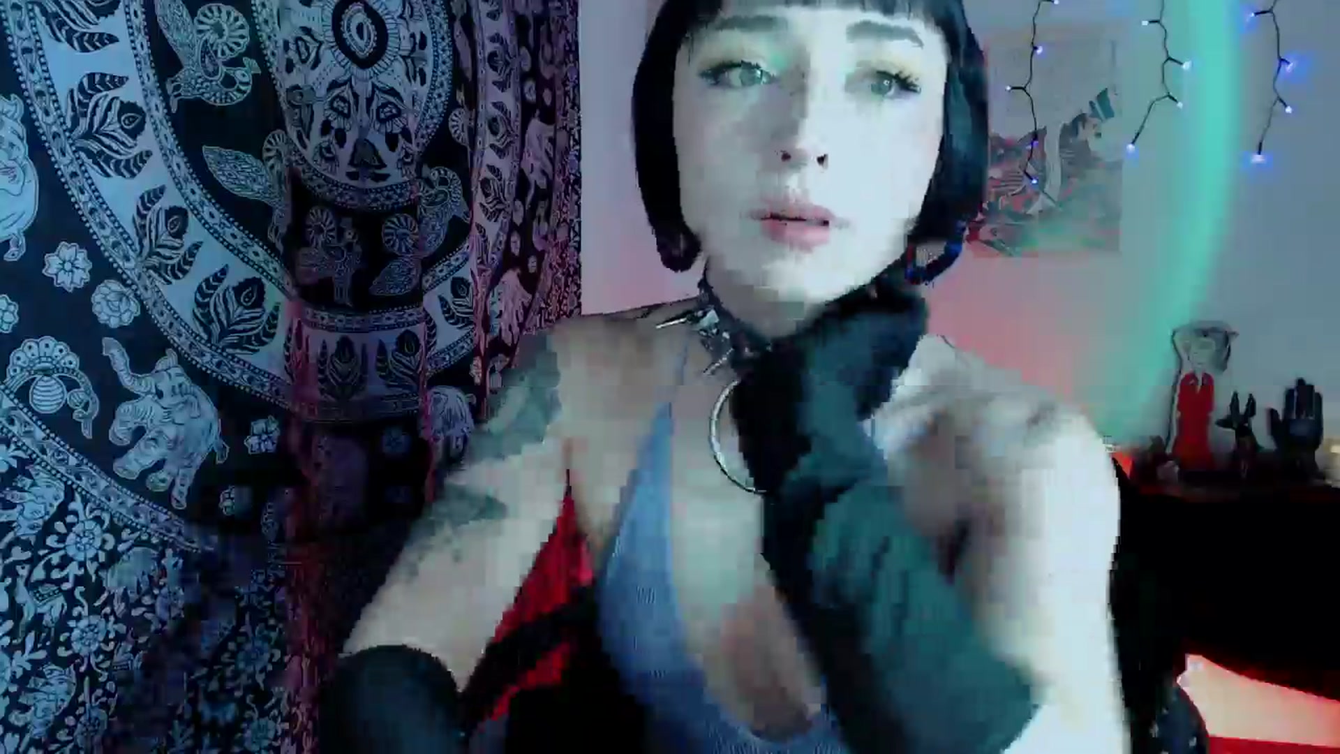 Gallery image thumbnail from Petit_Haze's myfreecams stream on, 10/23/2025, 03:31 image 19 of 20