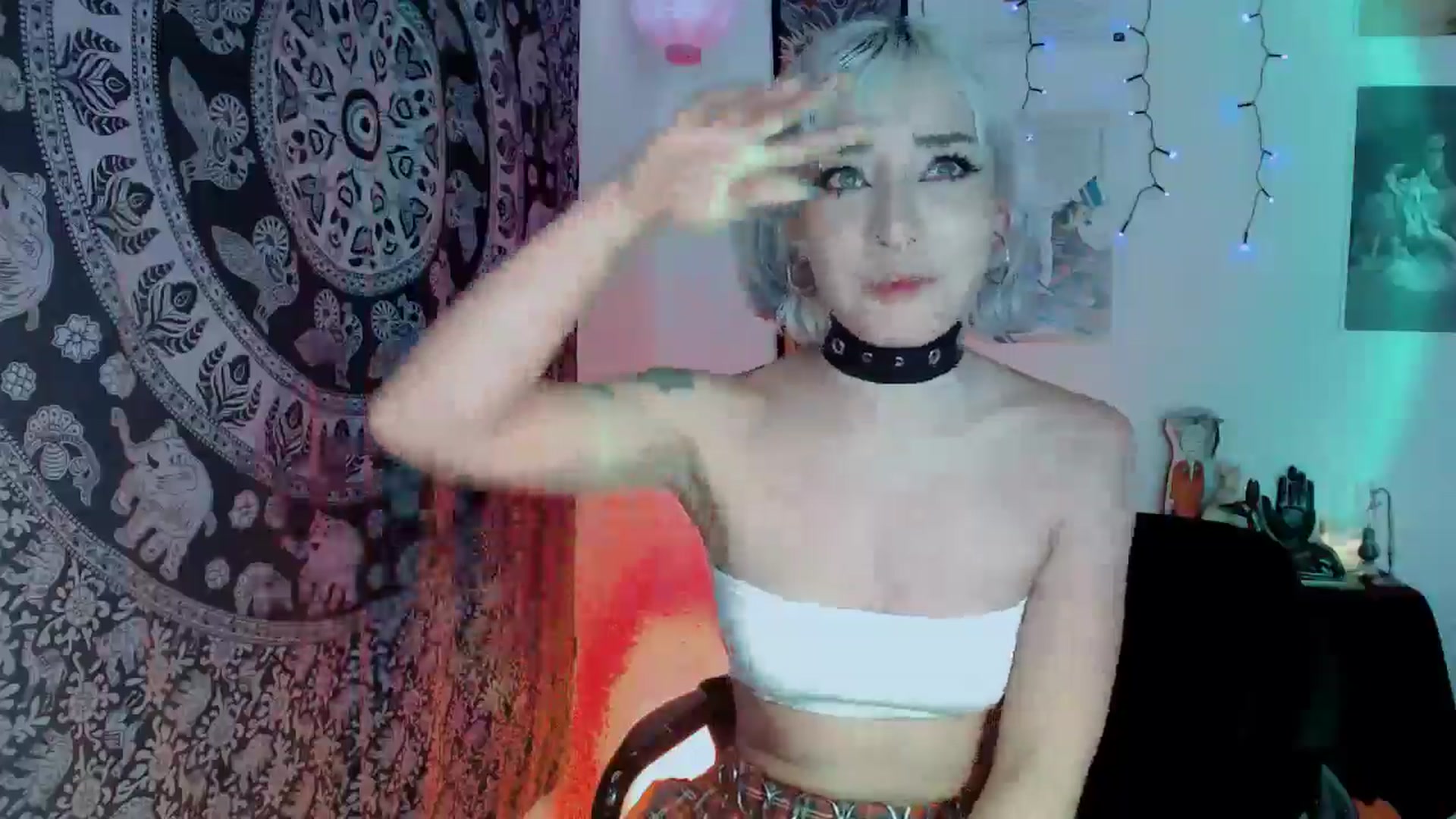 Gallery image thumbnail from Petit_Haze's myfreecams stream on, 10/24/2025, 03:37 image 4 of 20