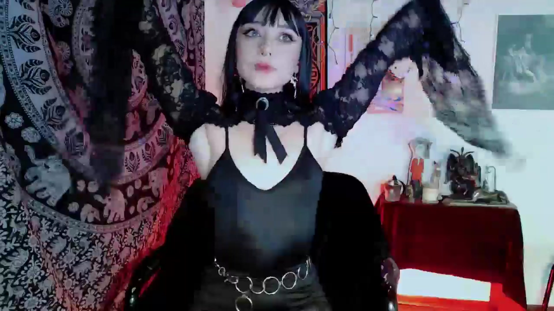 Gallery image thumbnail from Petit_Haze's myfreecams stream on, 10/31/2025, 03:54 image 13 of 20