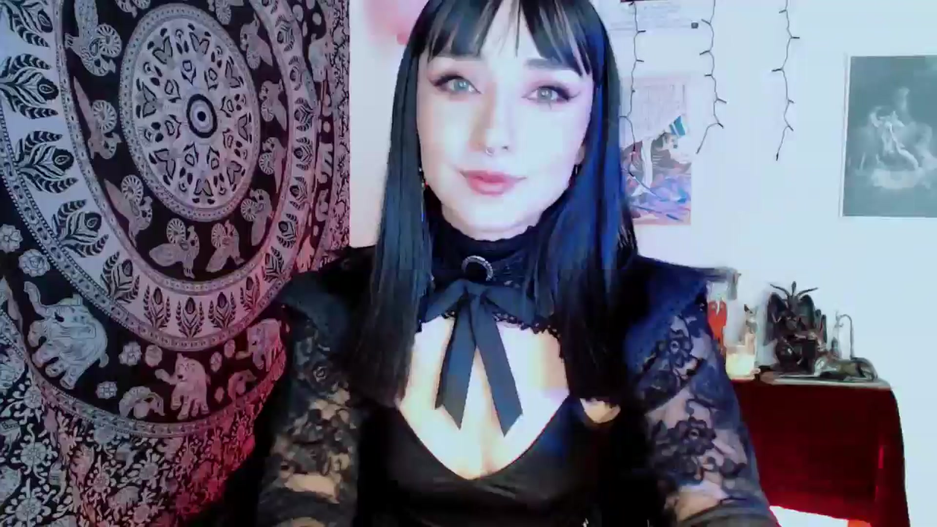 Gallery image thumbnail from Petit_Haze's myfreecams stream on, 10/31/2025, 07:59 image 13 of 20