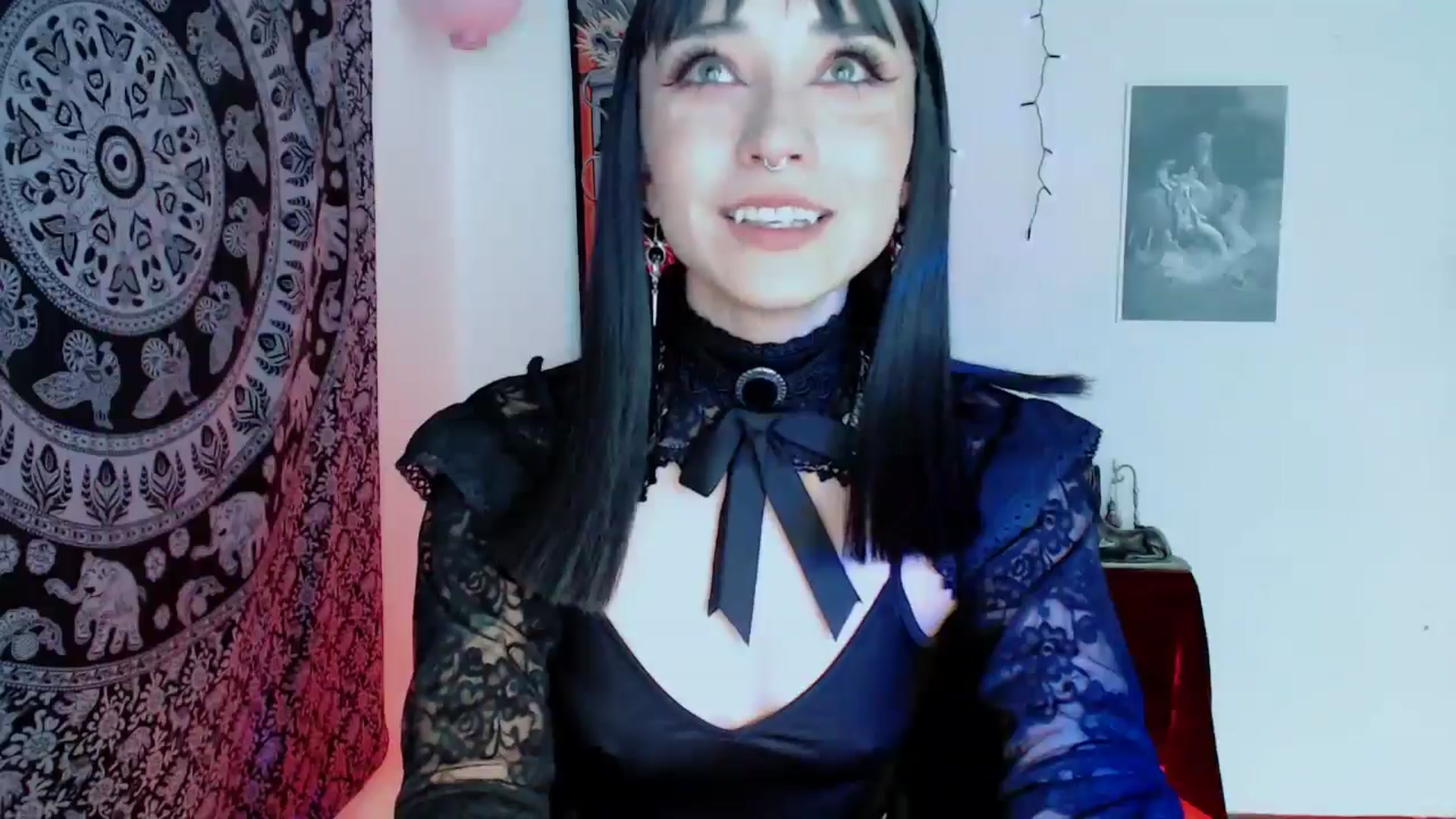 Gallery image thumbnail from Petit_Haze's myfreecams stream on, 10/31/2025, 10:00 image 15 of 20