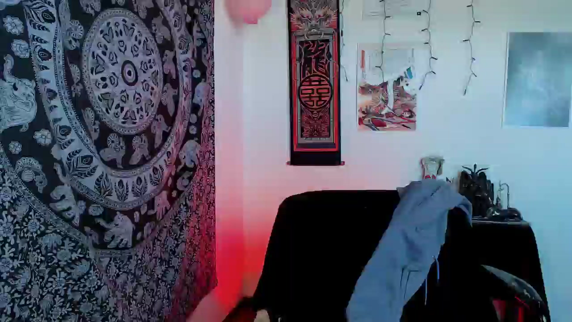 Gallery image thumbnail from Petit_Haze's myfreecams stream on, 11/07/2025, 13:57 image 4 of 20
